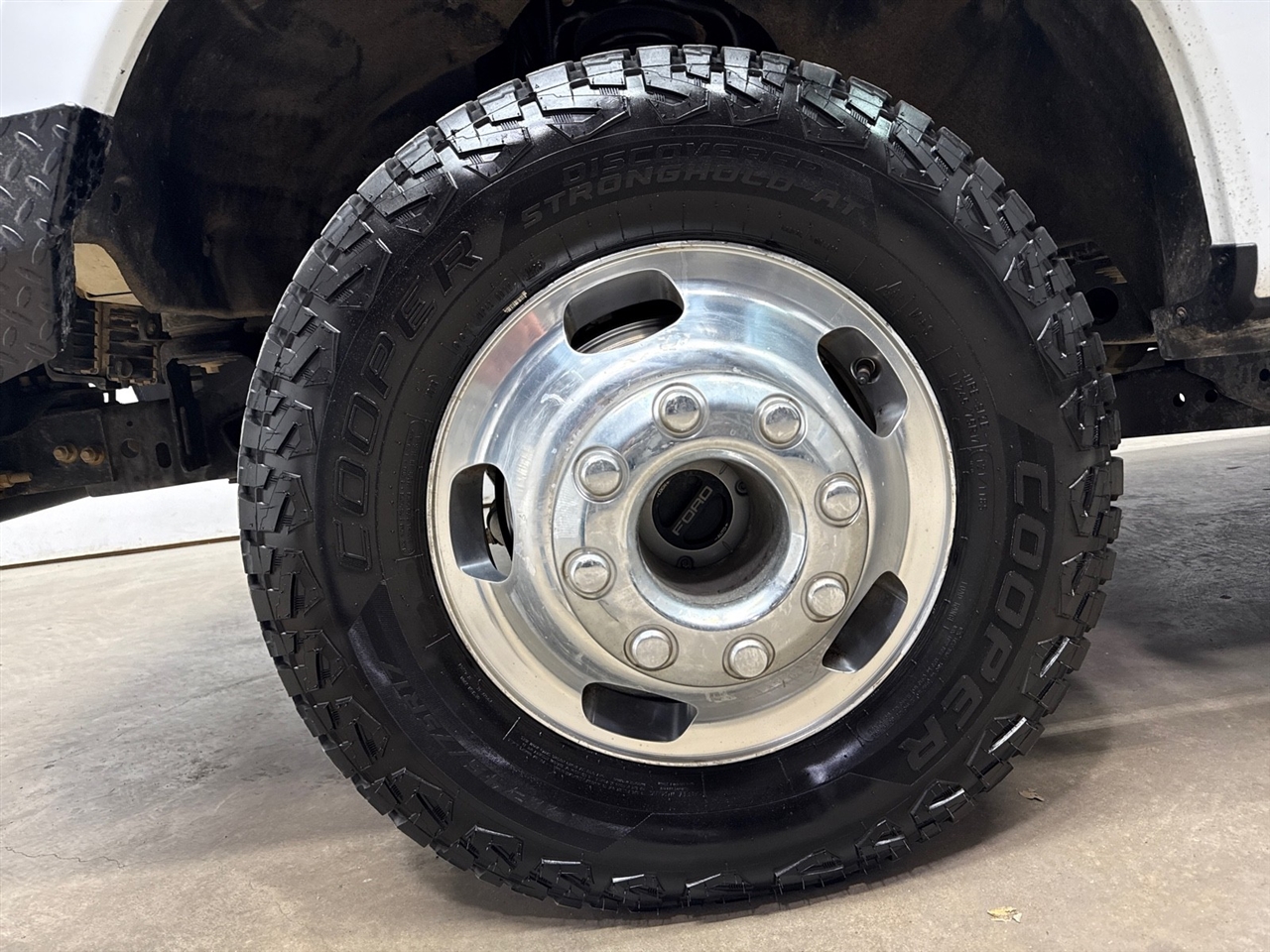 Ford F-350 SD Platinum Crew Cab Long Box 4WD DRW 2022