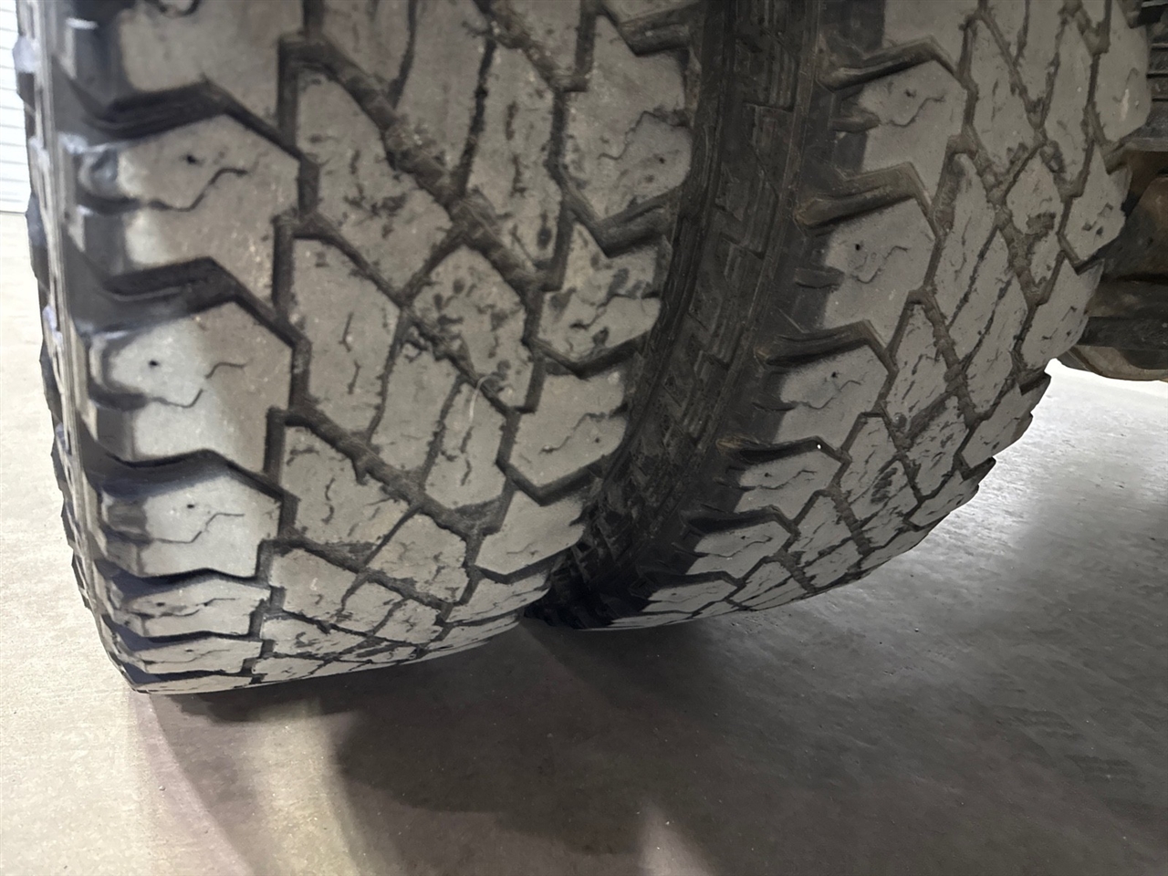 Ford F-350 SD Platinum Crew Cab Long Box 4WD DRW 2022