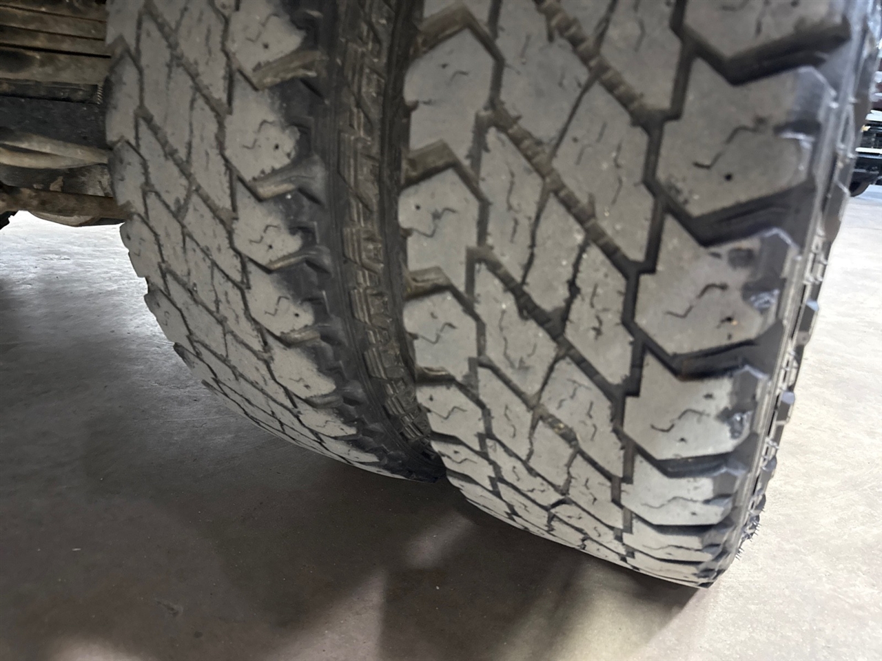 Ford F-350 SD Platinum Crew Cab Long Box 4WD DRW 2022