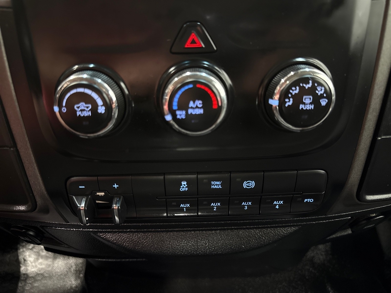 RAM 5500 Regular Cab 2WD DRW 2017