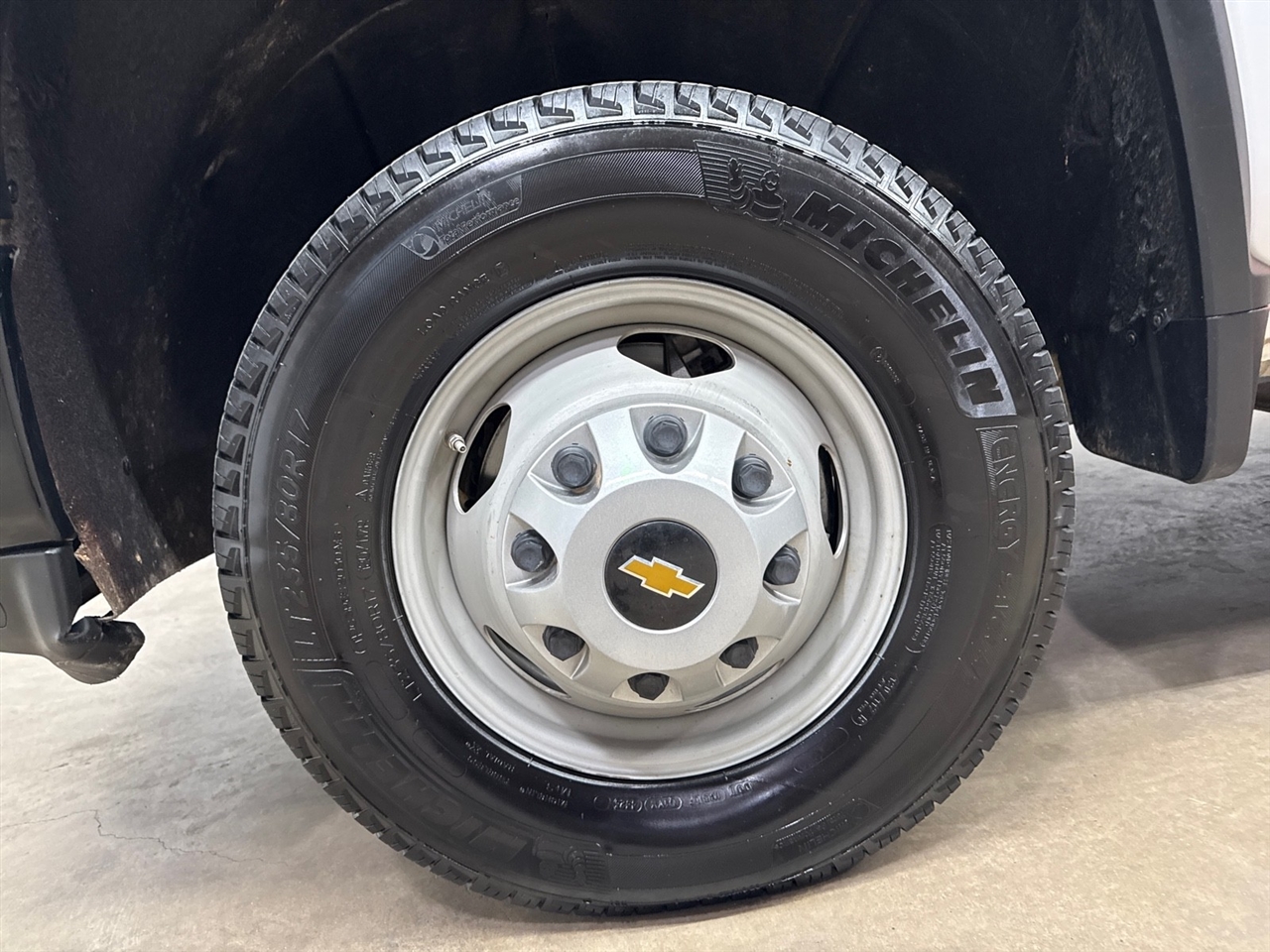 Chevrolet Silverado 3500HD Work Truck Crew Cab Long Box 4WD 2023