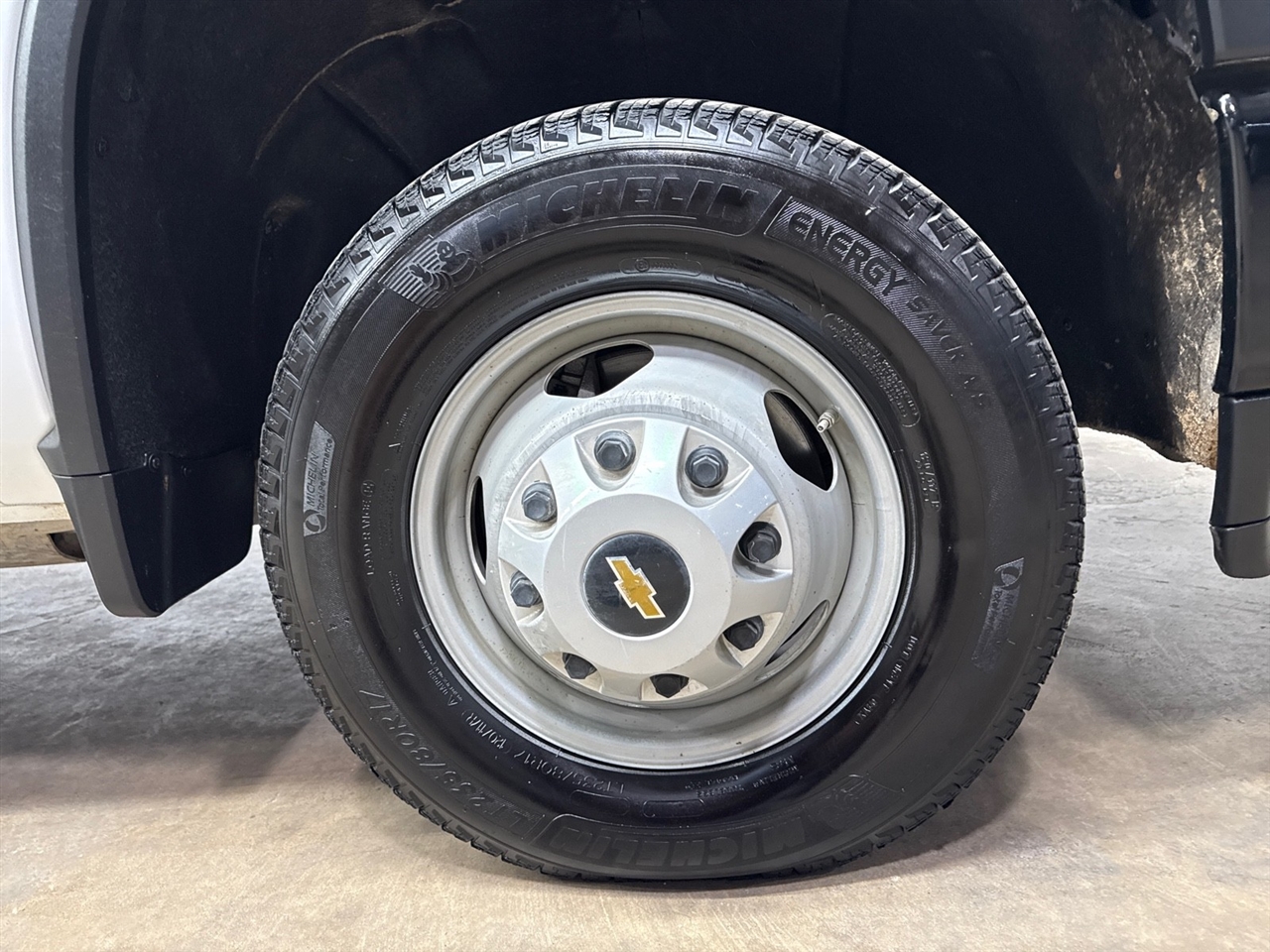 Chevrolet Silverado 3500HD Work Truck Crew Cab Long Box 4WD 2023