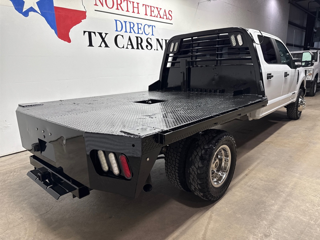 Ford F-350 SD XL Crew Cab Long Bed DRW 4WD 2022