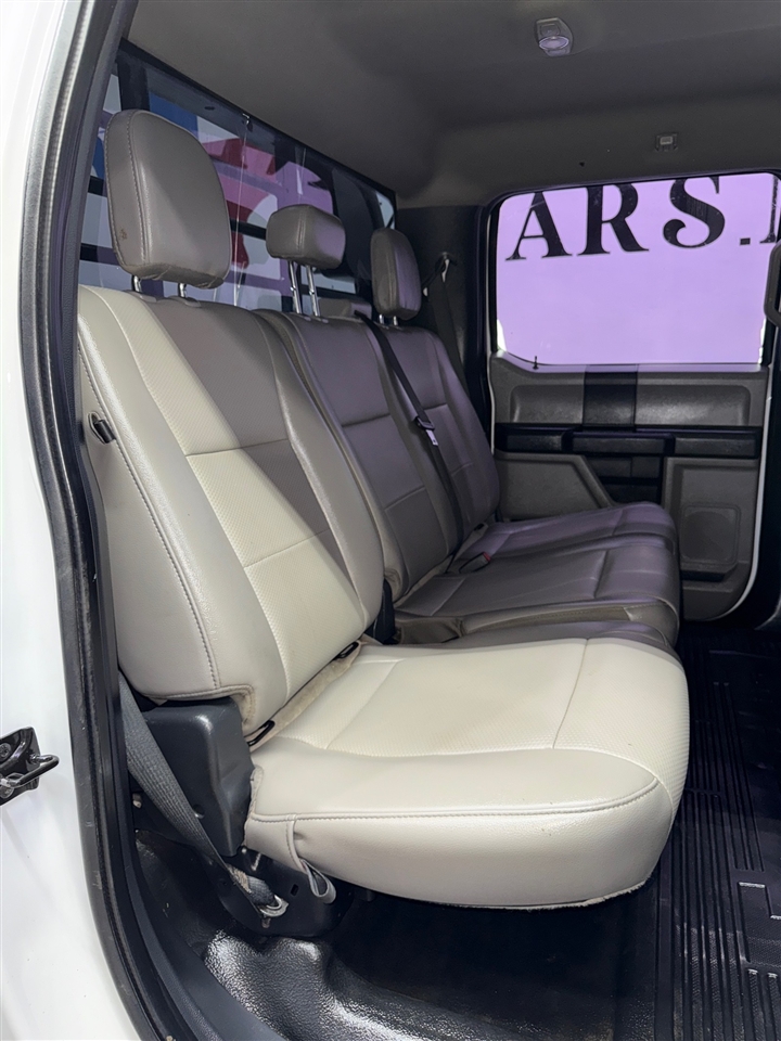 Ford F-350 SD XL Crew Cab Long Bed DRW 4WD 2022