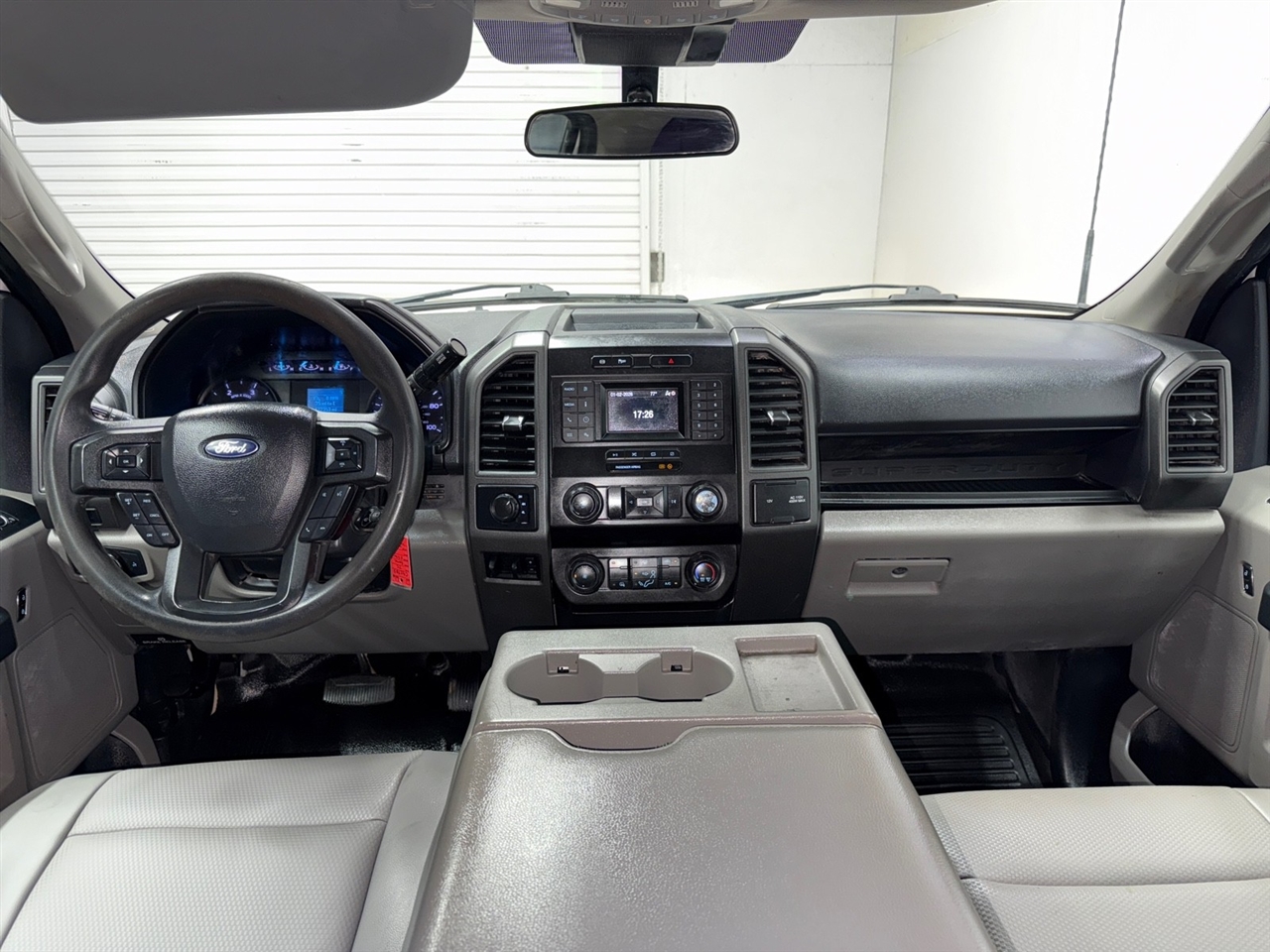 Ford F-350 SD XL Crew Cab Long Bed DRW 4WD 2022