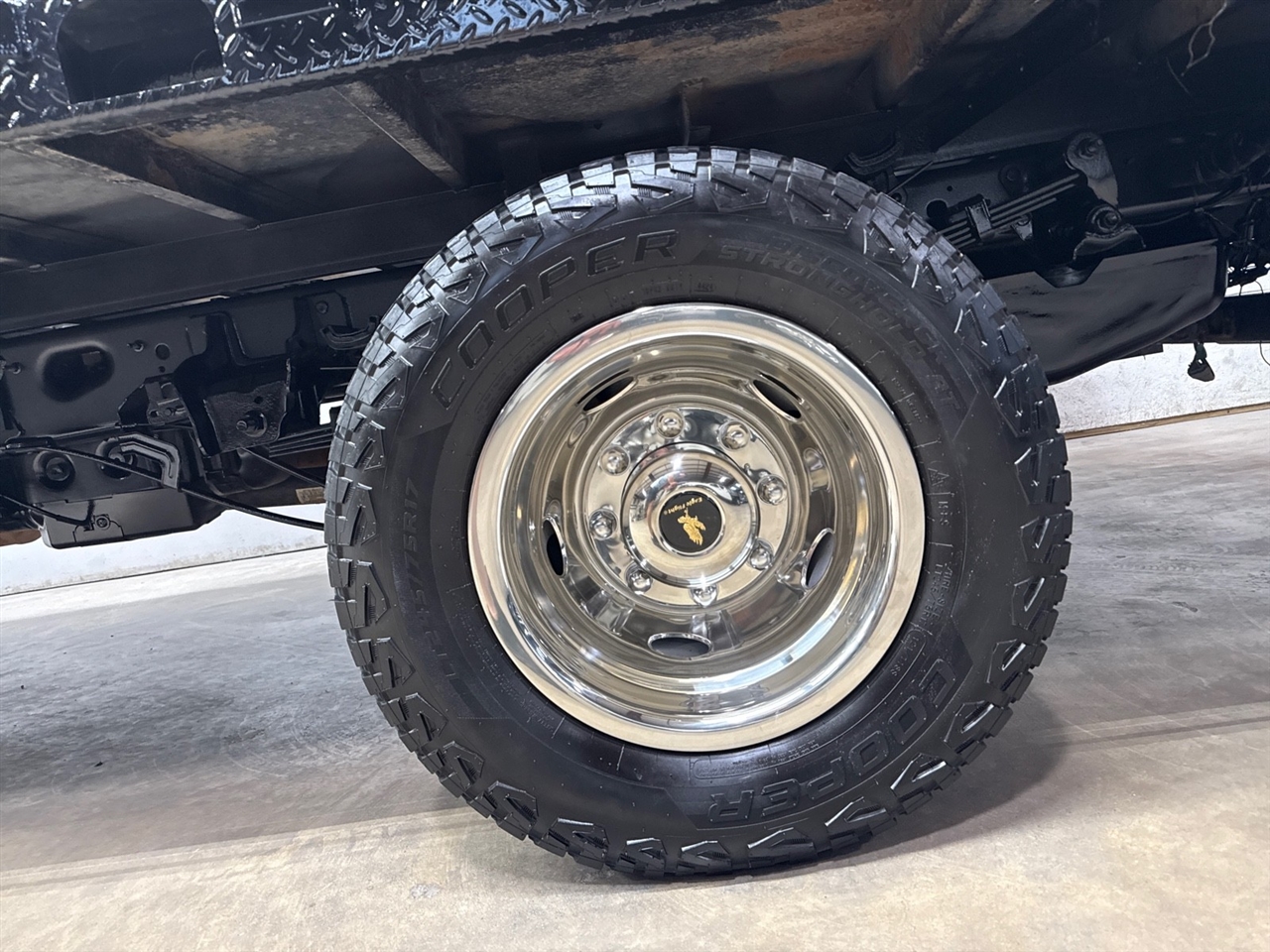 Ford F-350 SD XL Crew Cab Long Bed DRW 4WD 2022