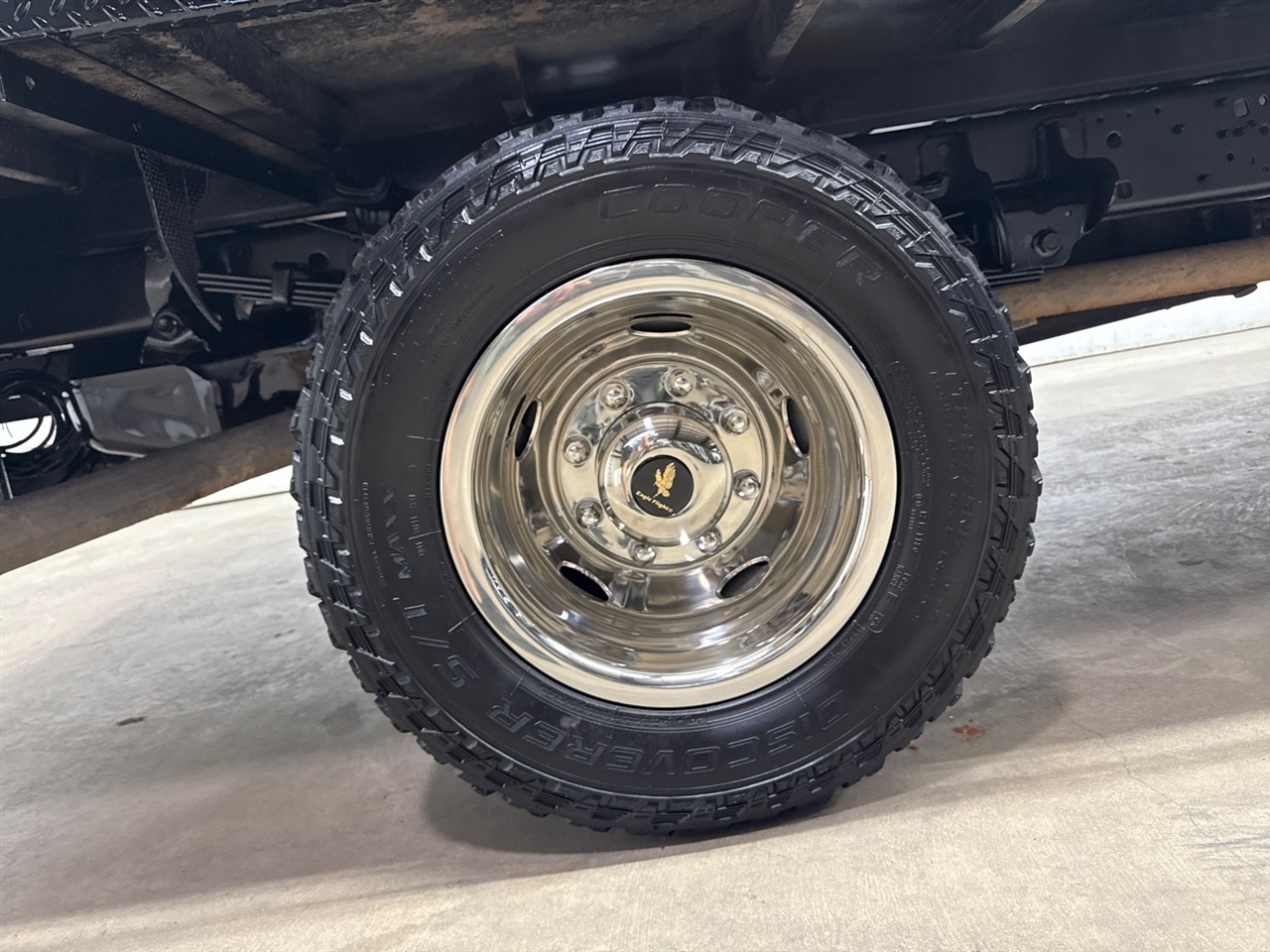 Ford F-350 SD XL Crew Cab Long Bed DRW 4WD 2022