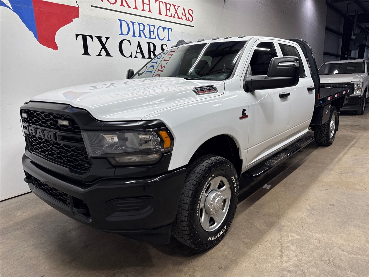 RAM 2500 Tradesman Crew Cab LWB 4WD 2023