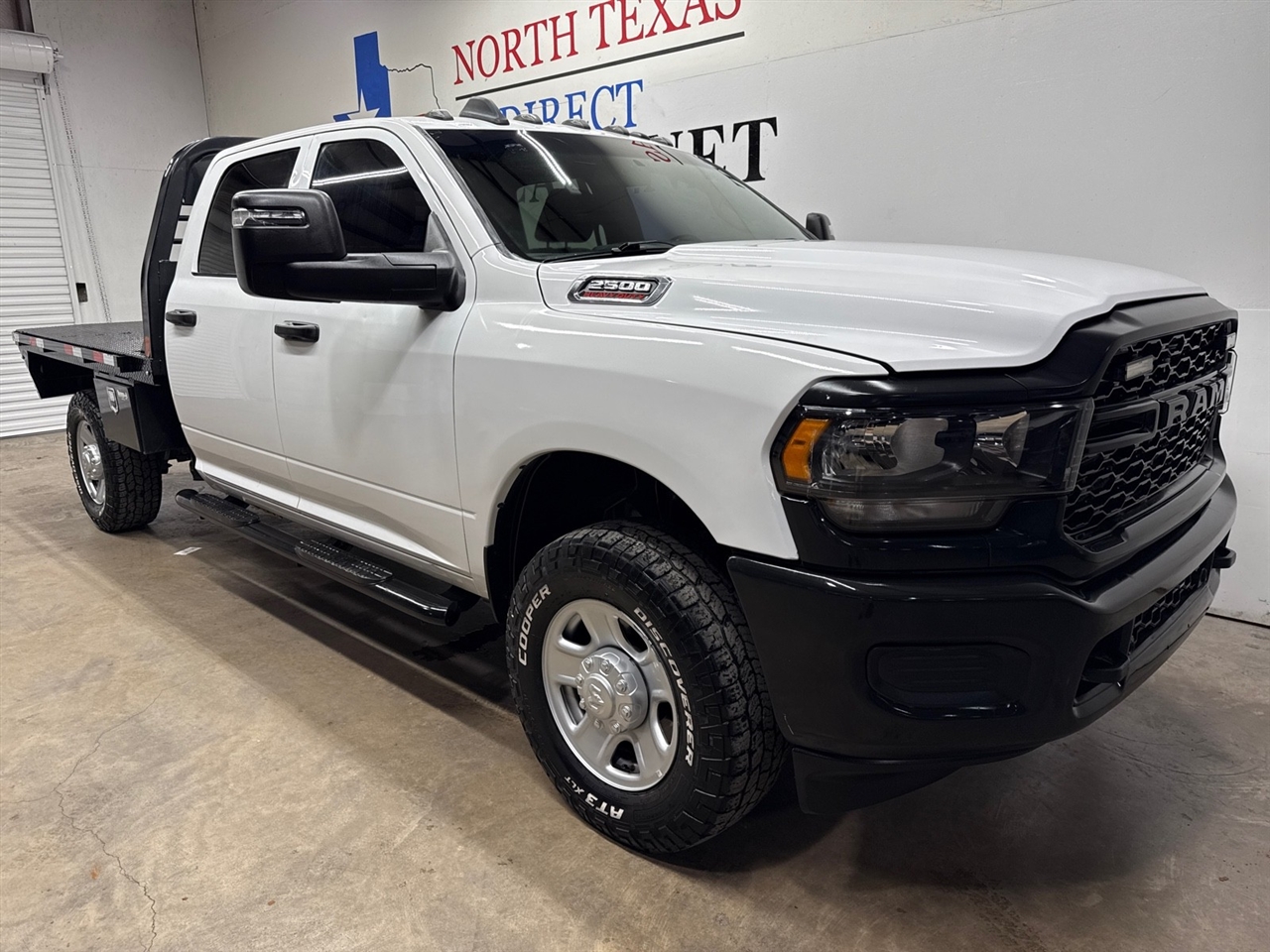 RAM 2500 Tradesman Crew Cab LWB 4WD 2023