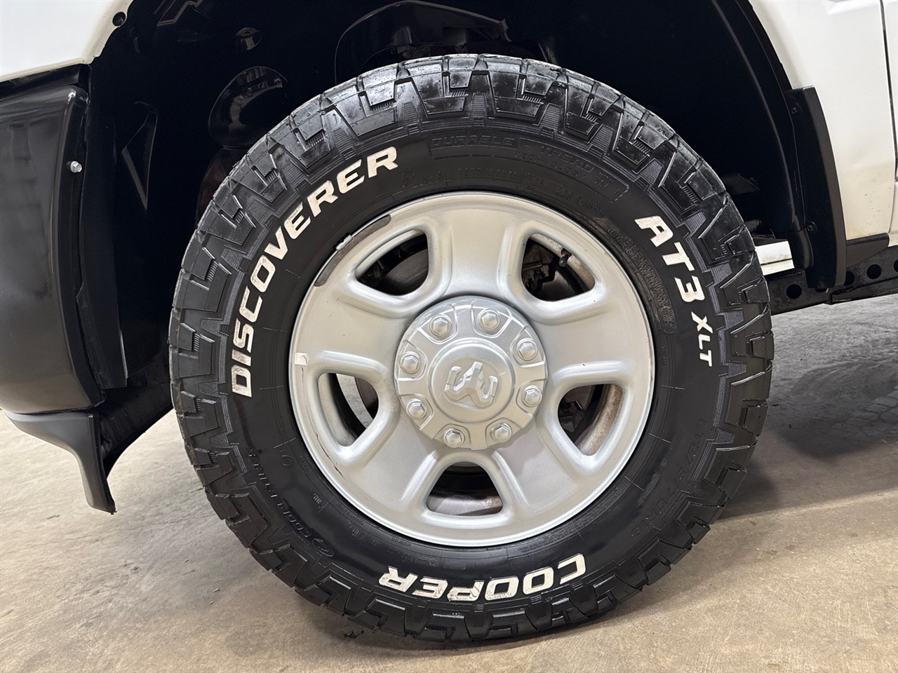 RAM 2500 Tradesman Crew Cab LWB 4WD 2023