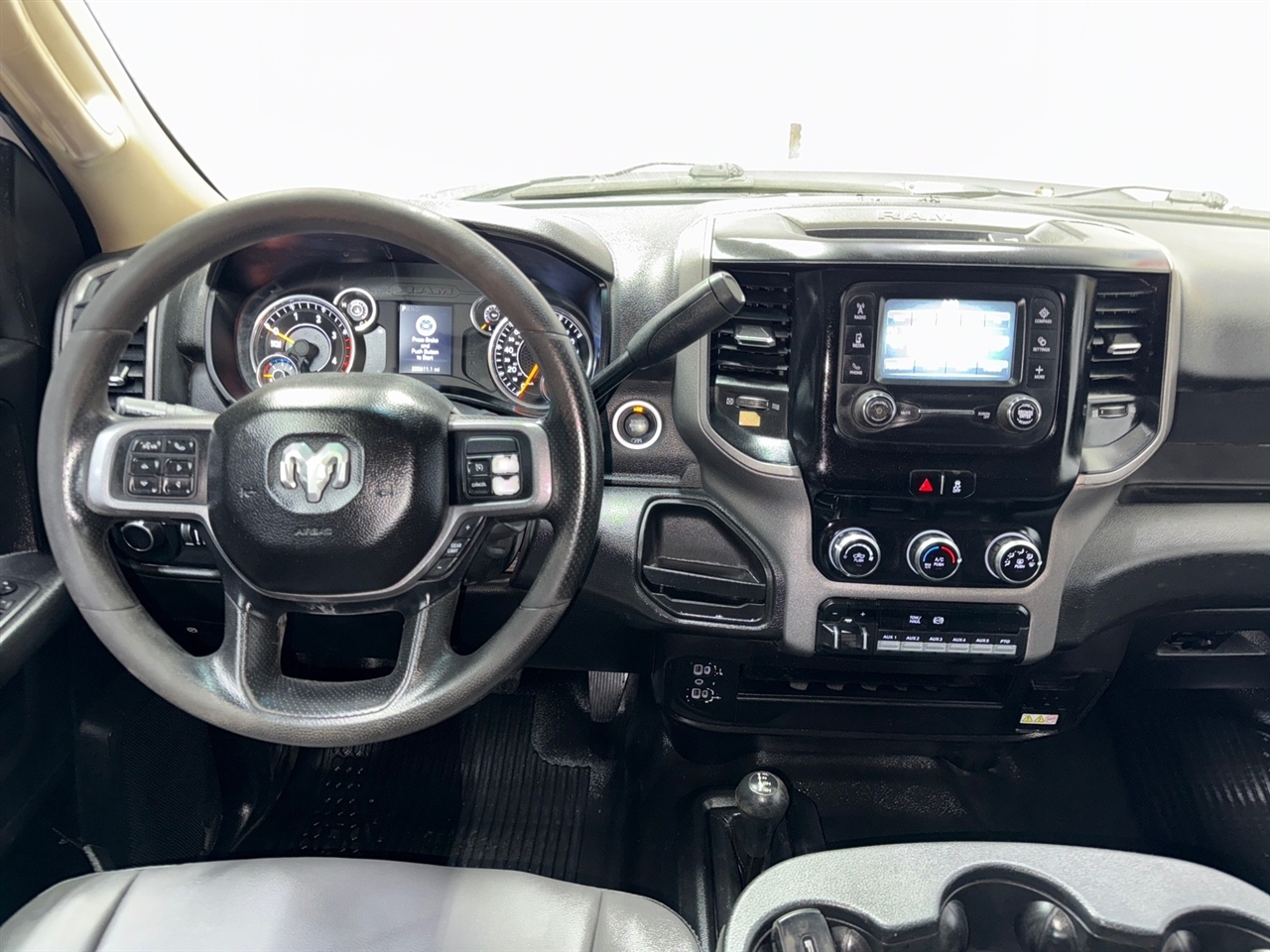 RAM 5500 Crew Cab LWB 4WD DRW 2019