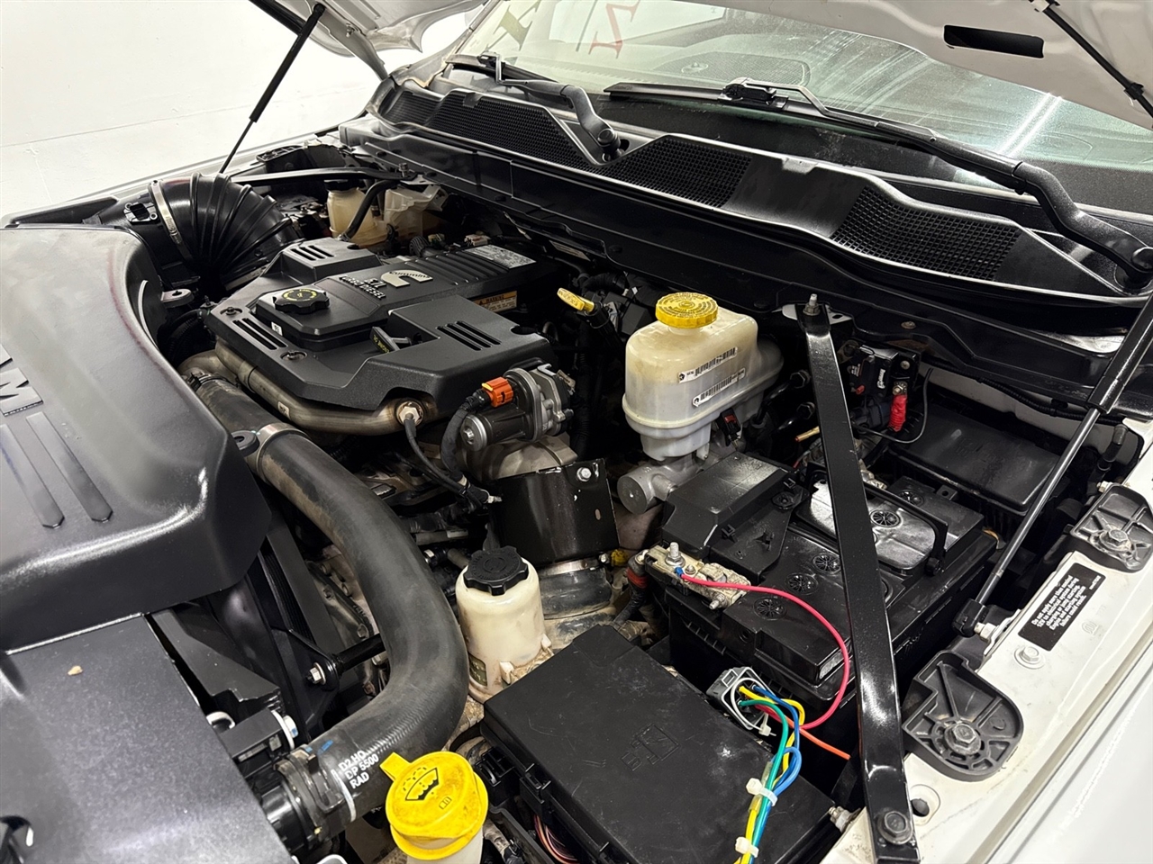 RAM 5500 Crew Cab LWB 4WD DRW 2019