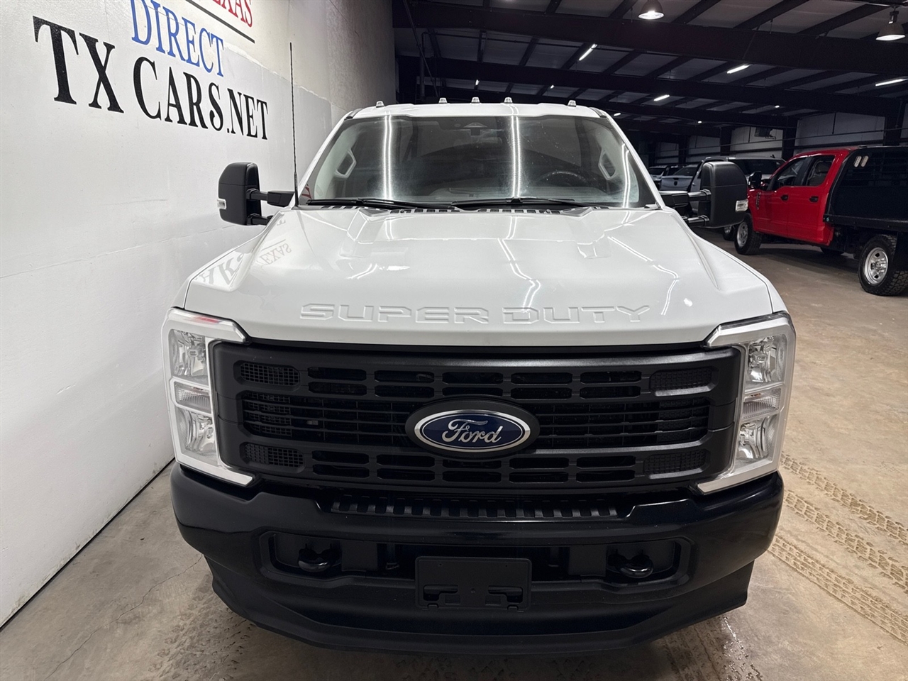 Ford F-350 SD XL Crew Cab Long Bed DRW 4WD 2024