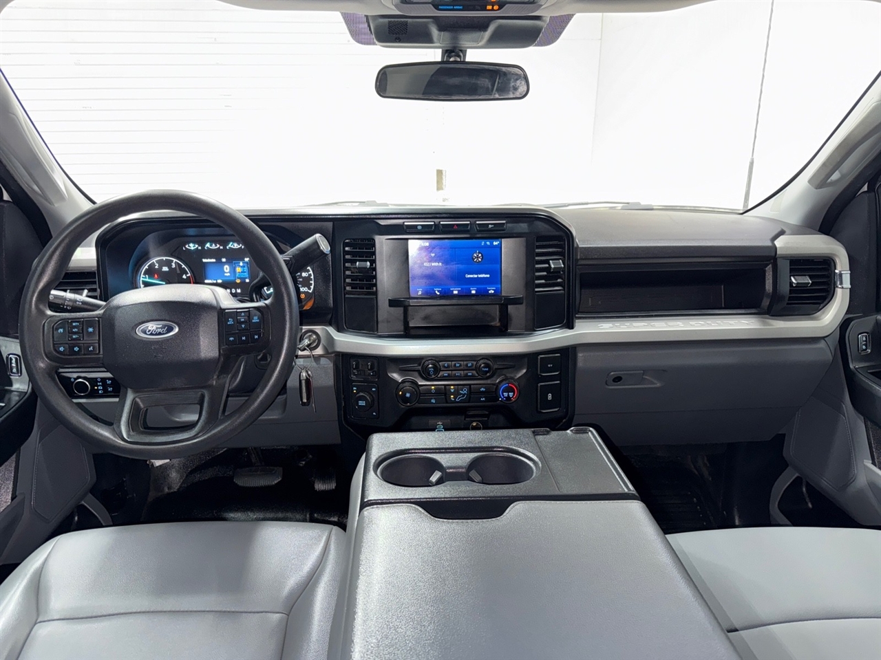 Ford F-350 SD XL Crew Cab Long Bed DRW 4WD 2024