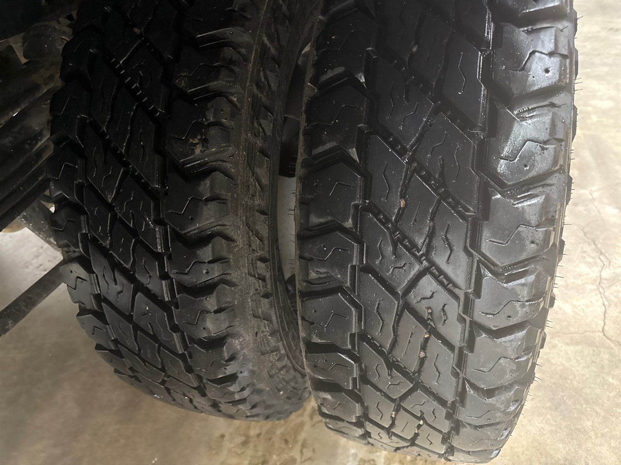 Ford F-350 SD XL Crew Cab Long Bed DRW 4WD 2024