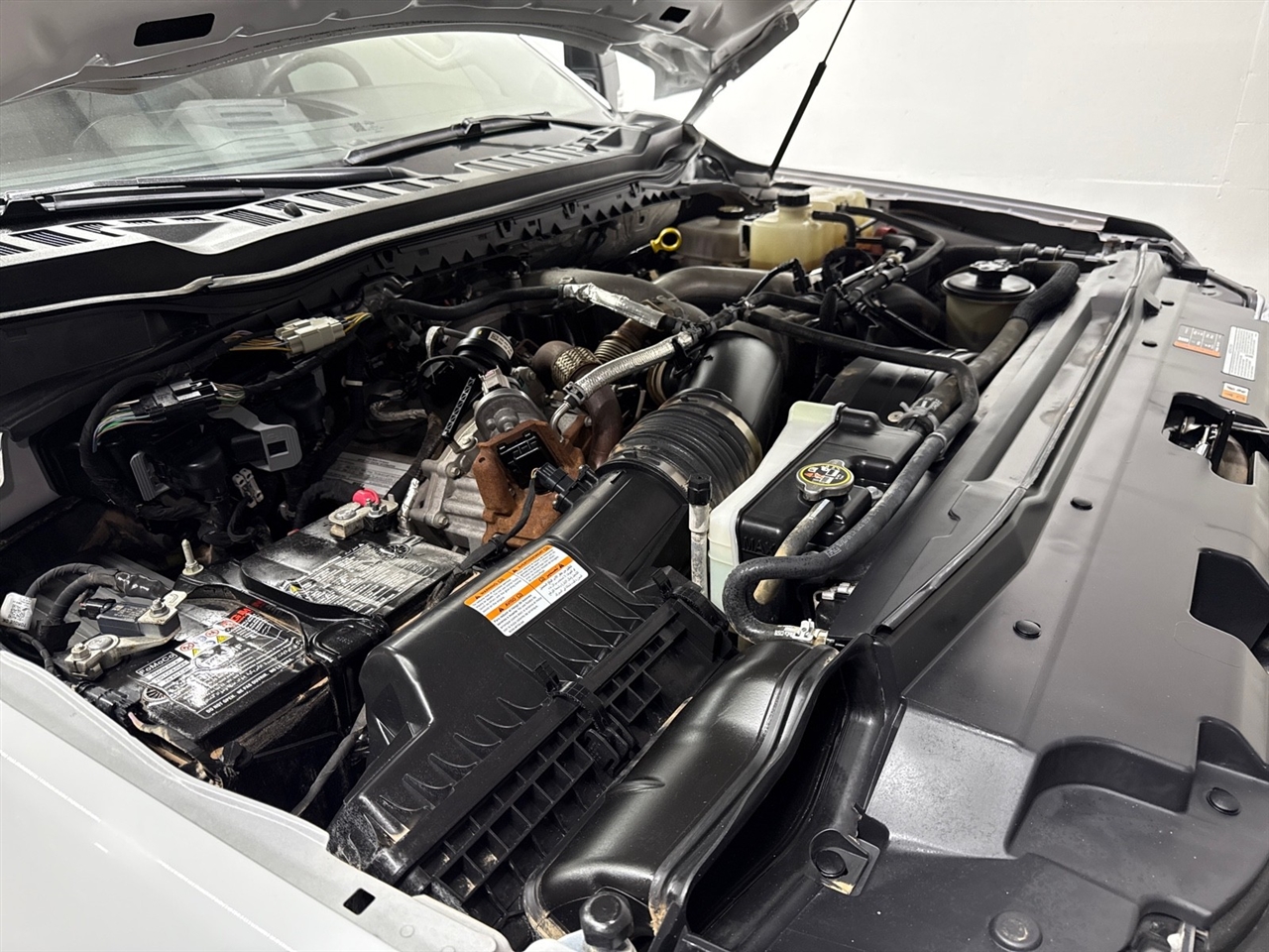 Ford F-350 SD XL Crew Cab Long Bed DRW 4WD 2024