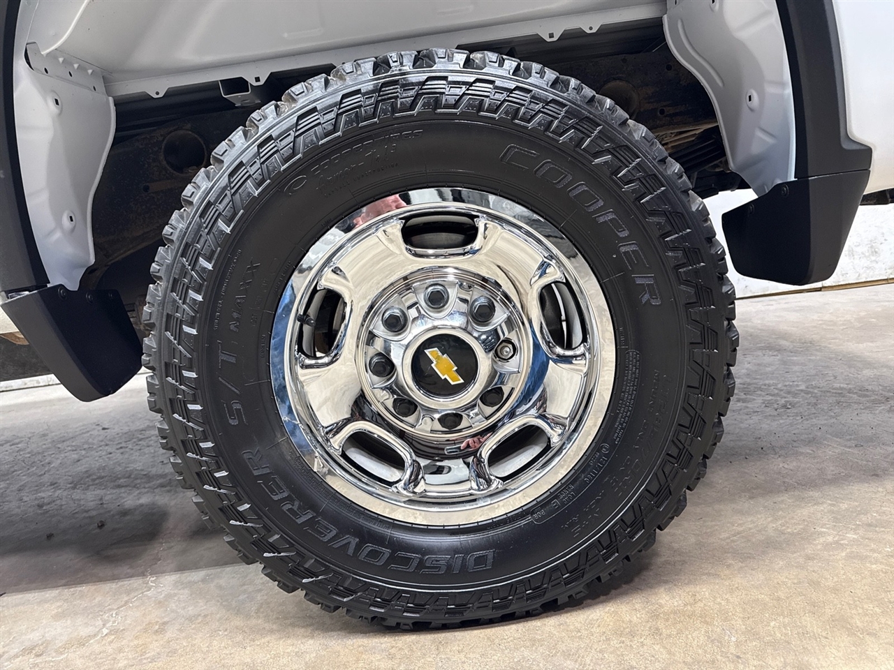 Chevrolet Silverado 2500HD Work Truck Crew Cab Long Box 4WD 2023