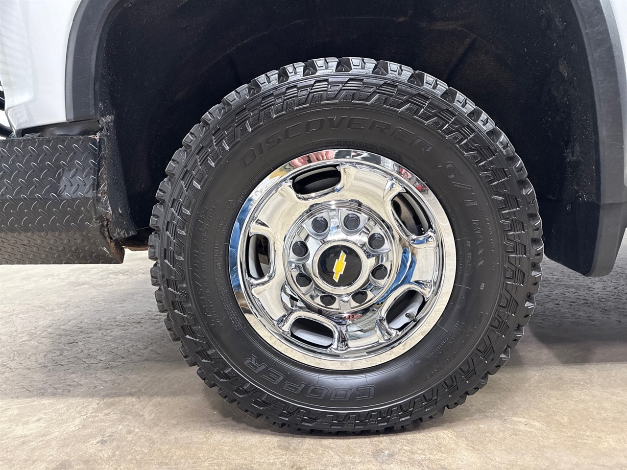 Chevrolet Silverado 2500HD Work Truck Crew Cab Long Box 4WD 2023