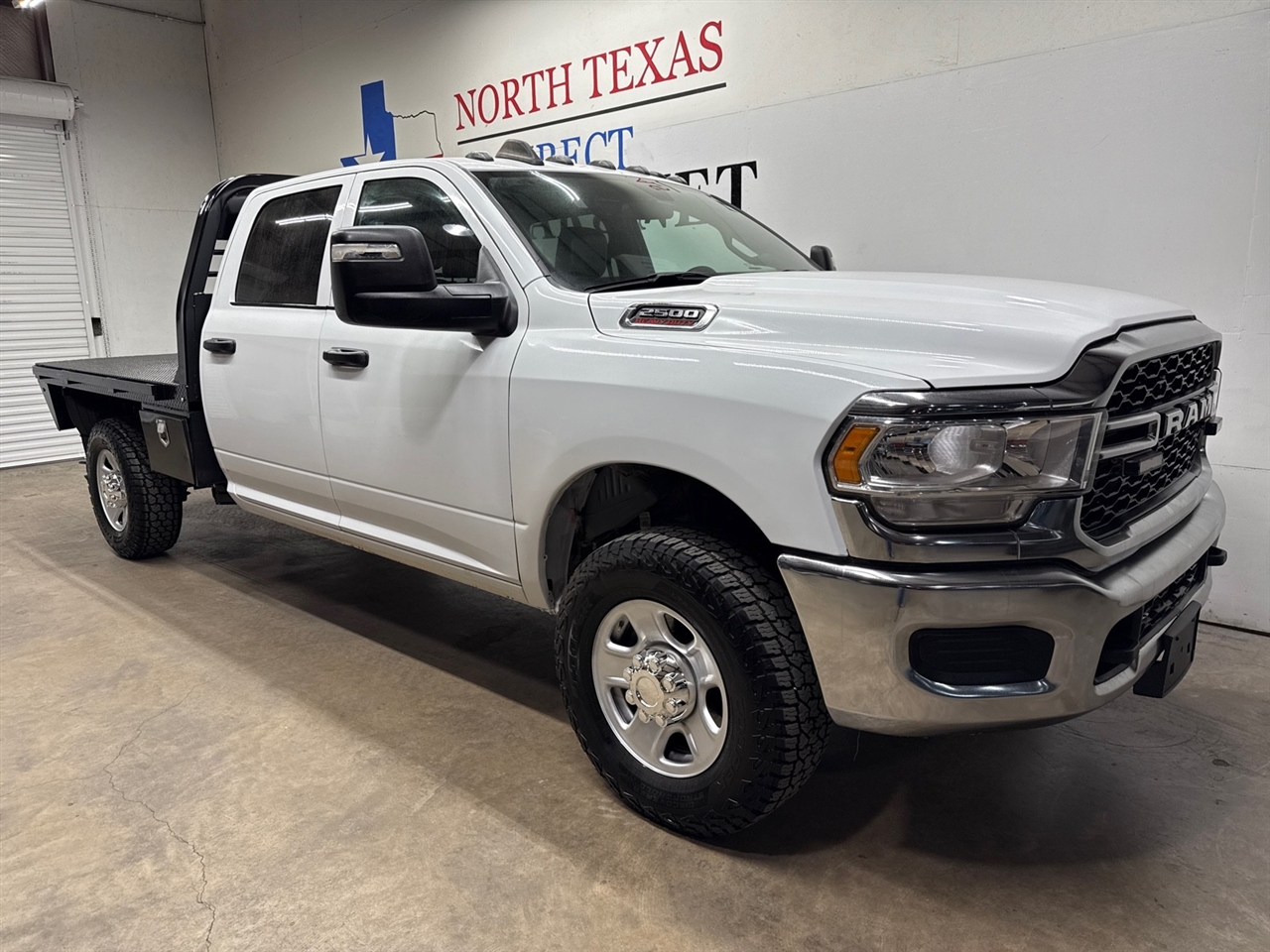 RAM 2500 Tradesman Crew Cab LWB 4WD 2024