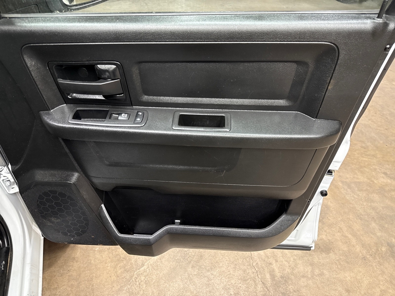 RAM 2500 Tradesman Crew Cab LWB 4WD 2024