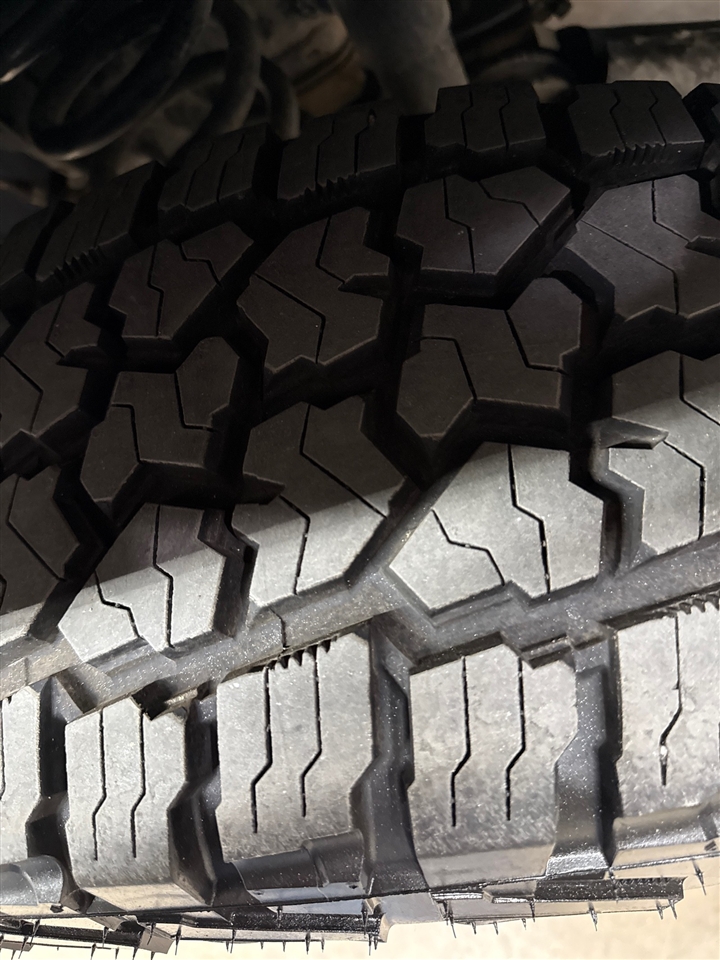 RAM 2500 Tradesman Crew Cab LWB 4WD 2024