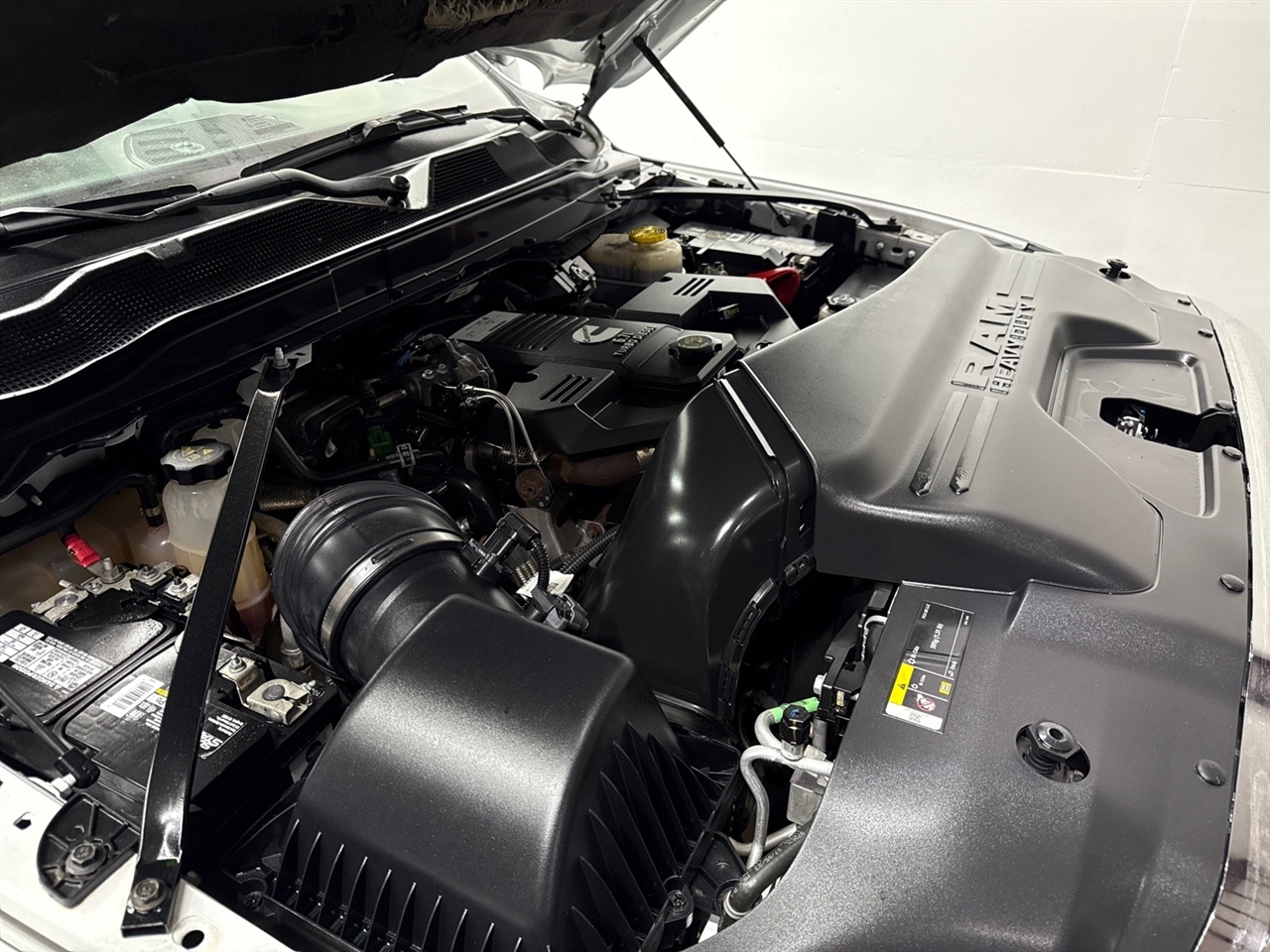 RAM 2500 Tradesman Crew Cab LWB 4WD 2024