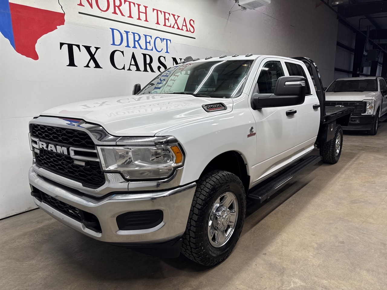RAM 2500 Tradesman Crew Cab LWB 4WD 2024