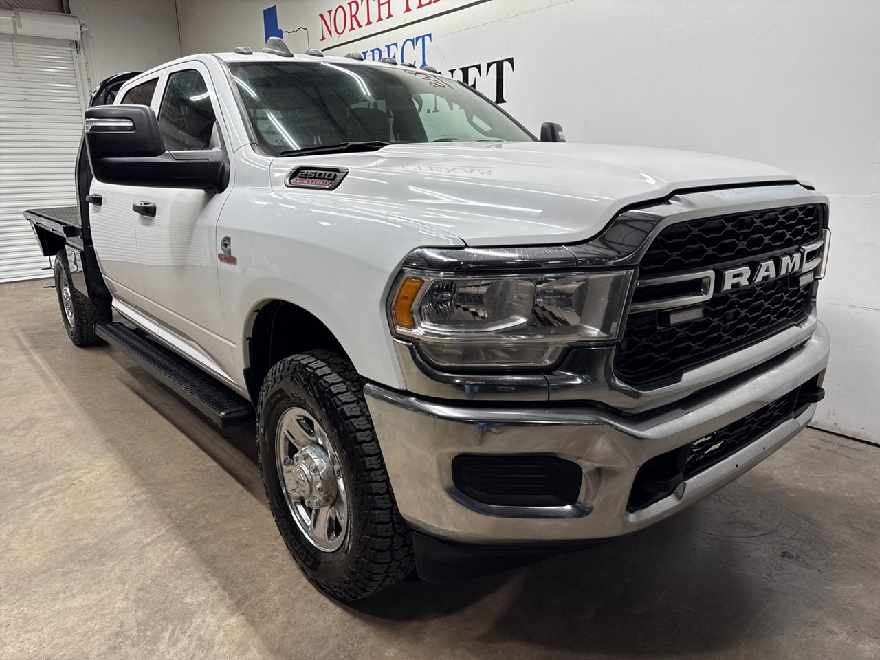 RAM 2500 Tradesman Crew Cab LWB 4WD 2024