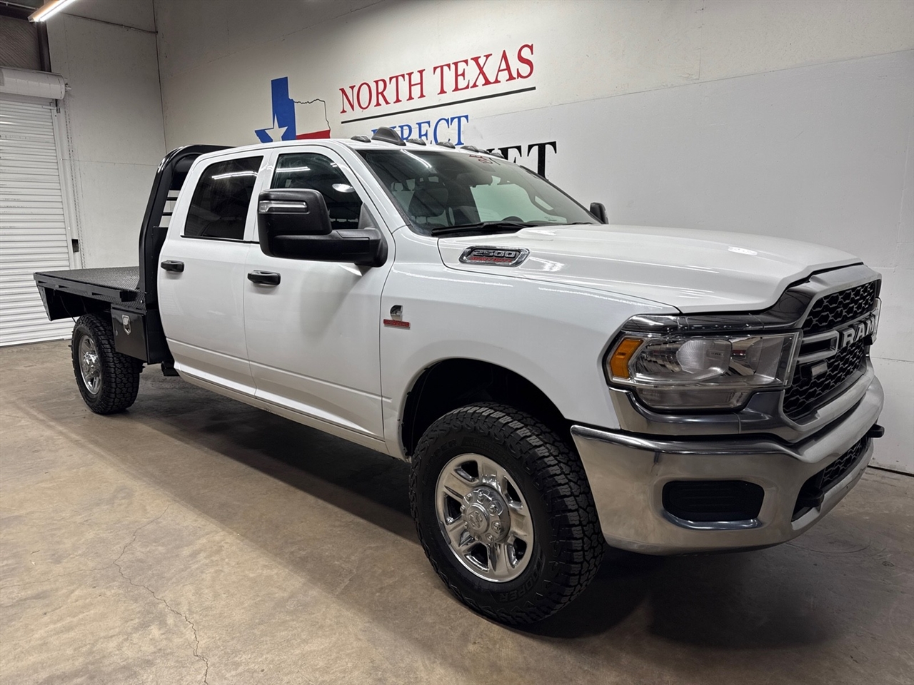 RAM 2500 Tradesman Crew Cab LWB 4WD 2024