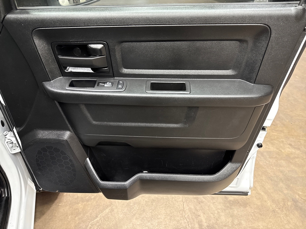 RAM 2500 Tradesman Crew Cab LWB 4WD 2024