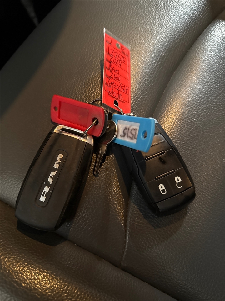 RAM 2500 Tradesman Crew Cab LWB 4WD 2024