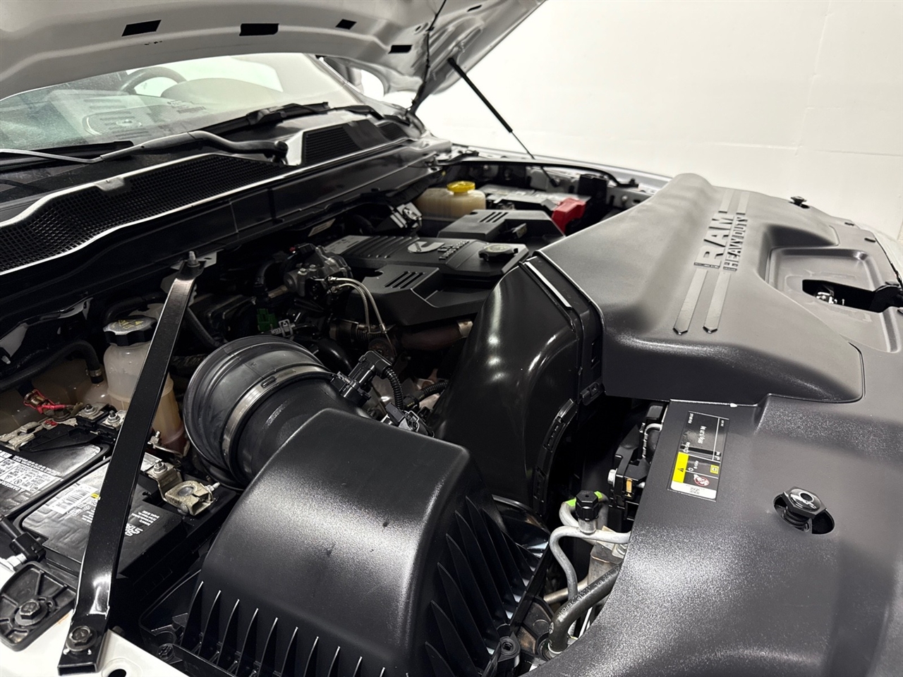 RAM 2500 Tradesman Crew Cab LWB 4WD 2024