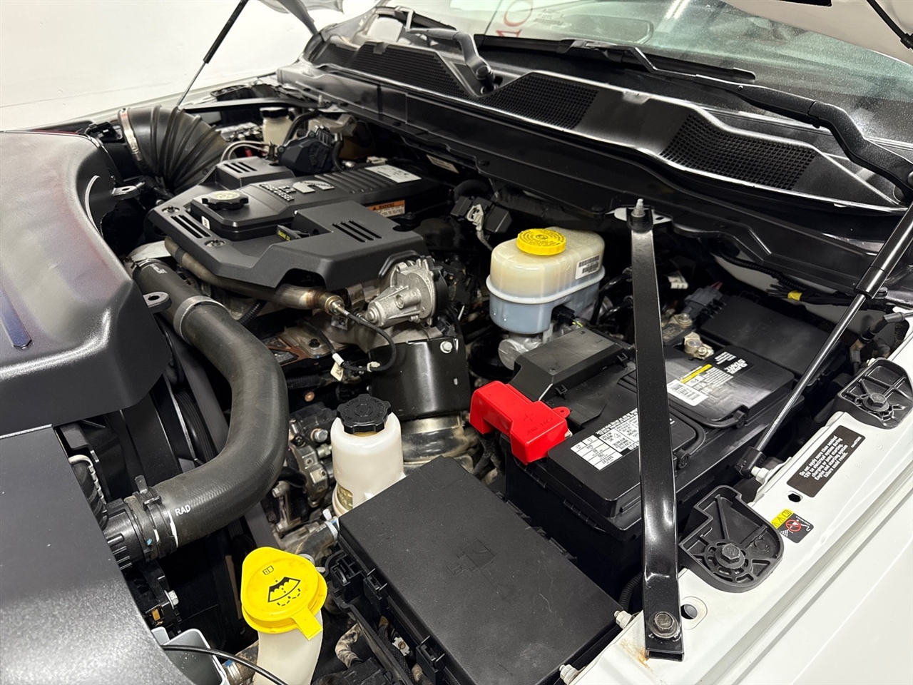 RAM 2500 Tradesman Crew Cab LWB 4WD 2024