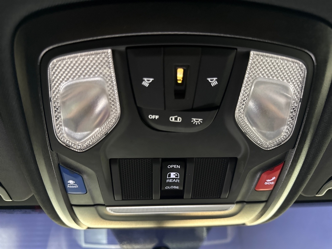 RAM 3500 Tradesman Crew Cab 4WD DRW 2024