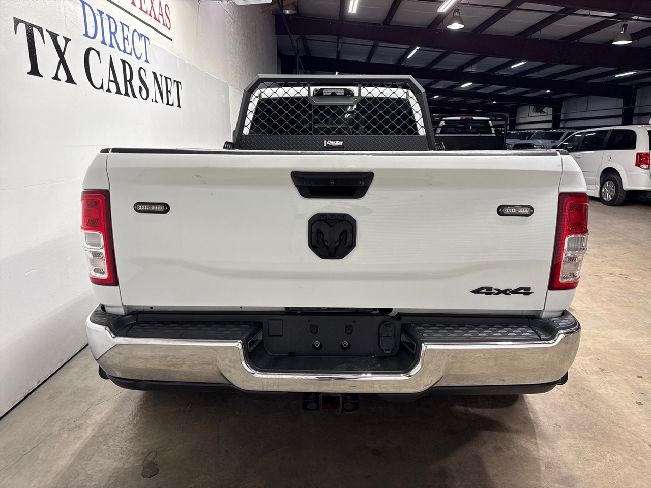 RAM 3500 Tradesman Crew Cab 4WD DRW 2024