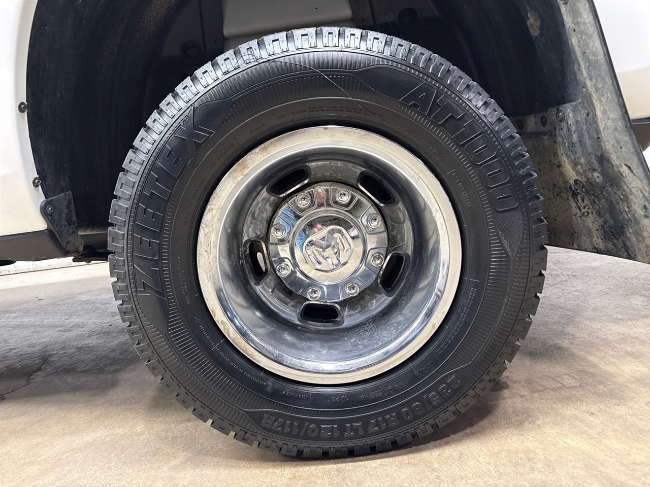 RAM 3500 Tradesman Crew Cab 4WD DRW 2024