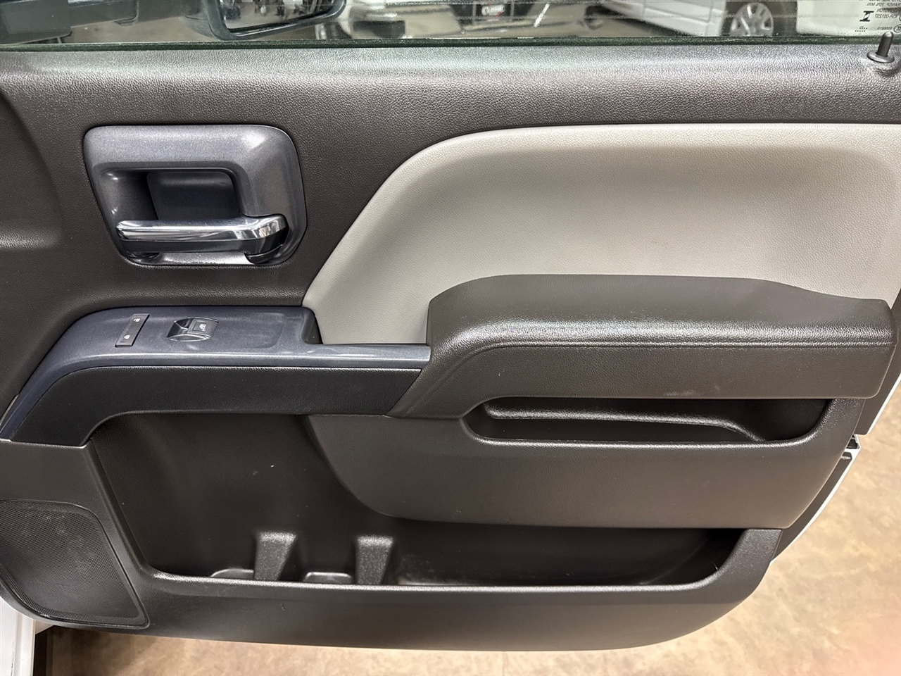 Chevrolet Silverado Medium Duty  2023