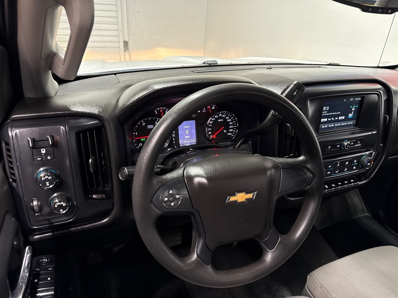 Chevrolet Silverado Medium Duty  2023