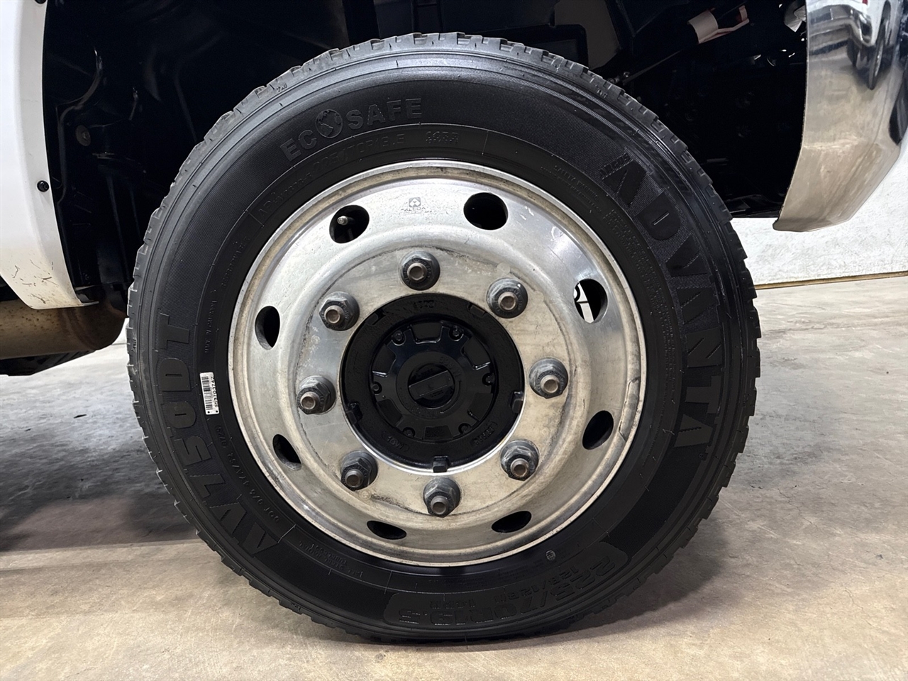 Chevrolet Silverado Medium Duty  2023