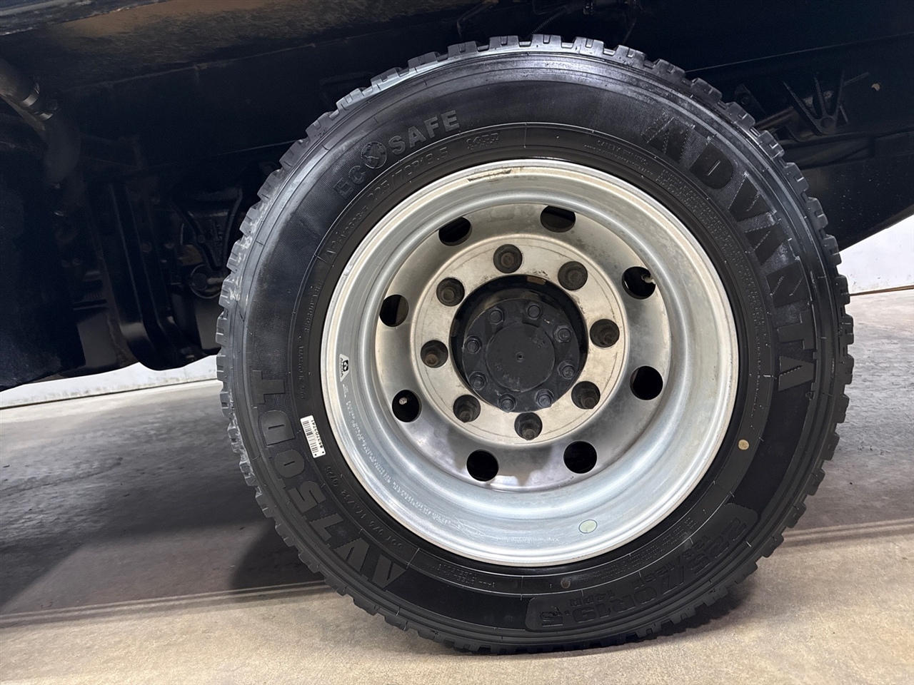 Chevrolet Silverado Medium Duty  2023