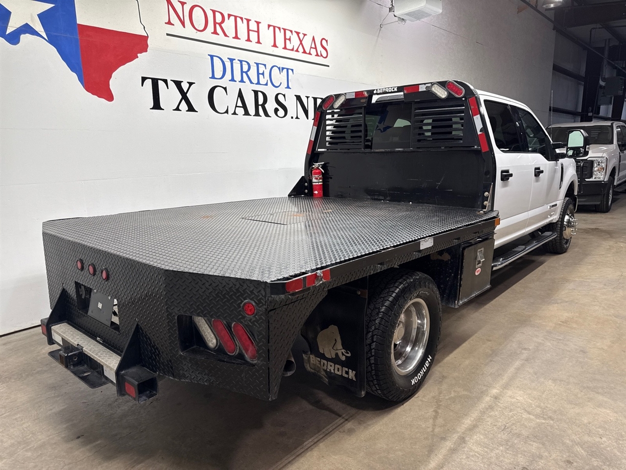 Ford F-350 SD XLT Crew Cab Long Bed DRW 4WD 2022