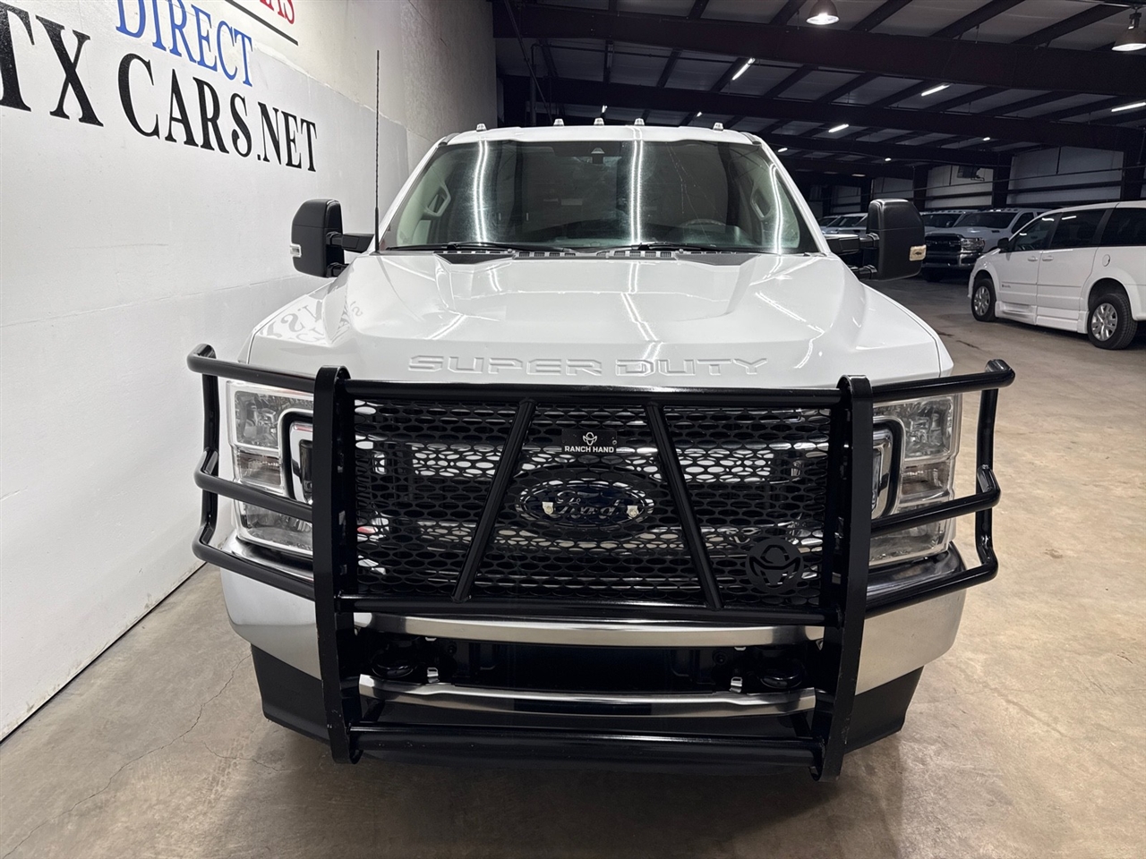 Ford F-350 SD XLT Crew Cab Long Bed DRW 4WD 2022