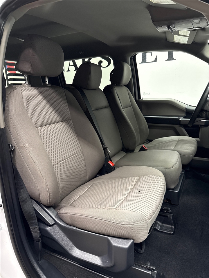 Ford F-350 SD XLT Crew Cab Long Bed DRW 4WD 2022