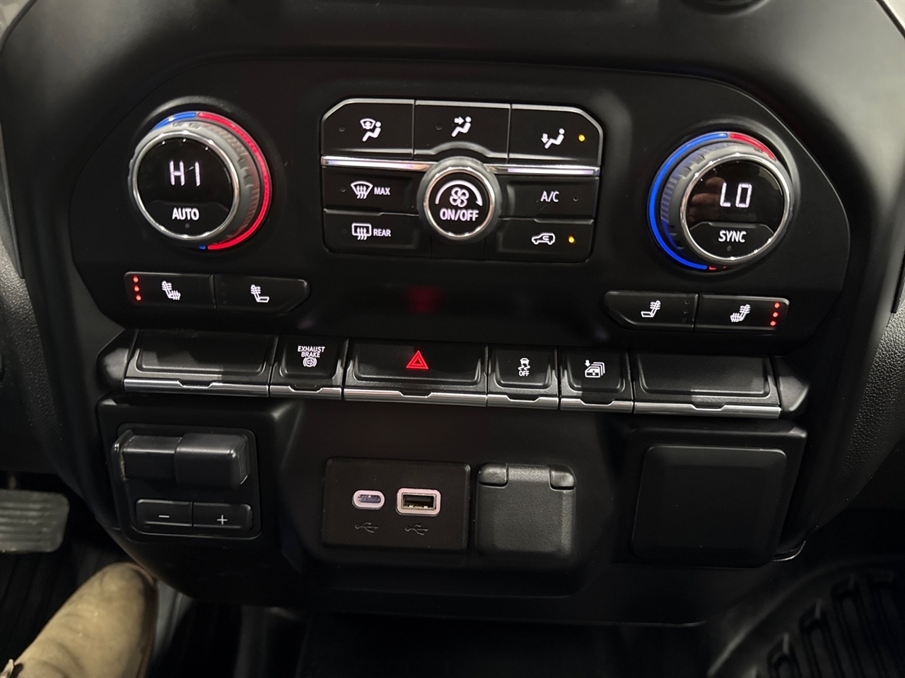 Chevrolet Silverado 2500HD LT Crew Cab Short Box 4WD 2022