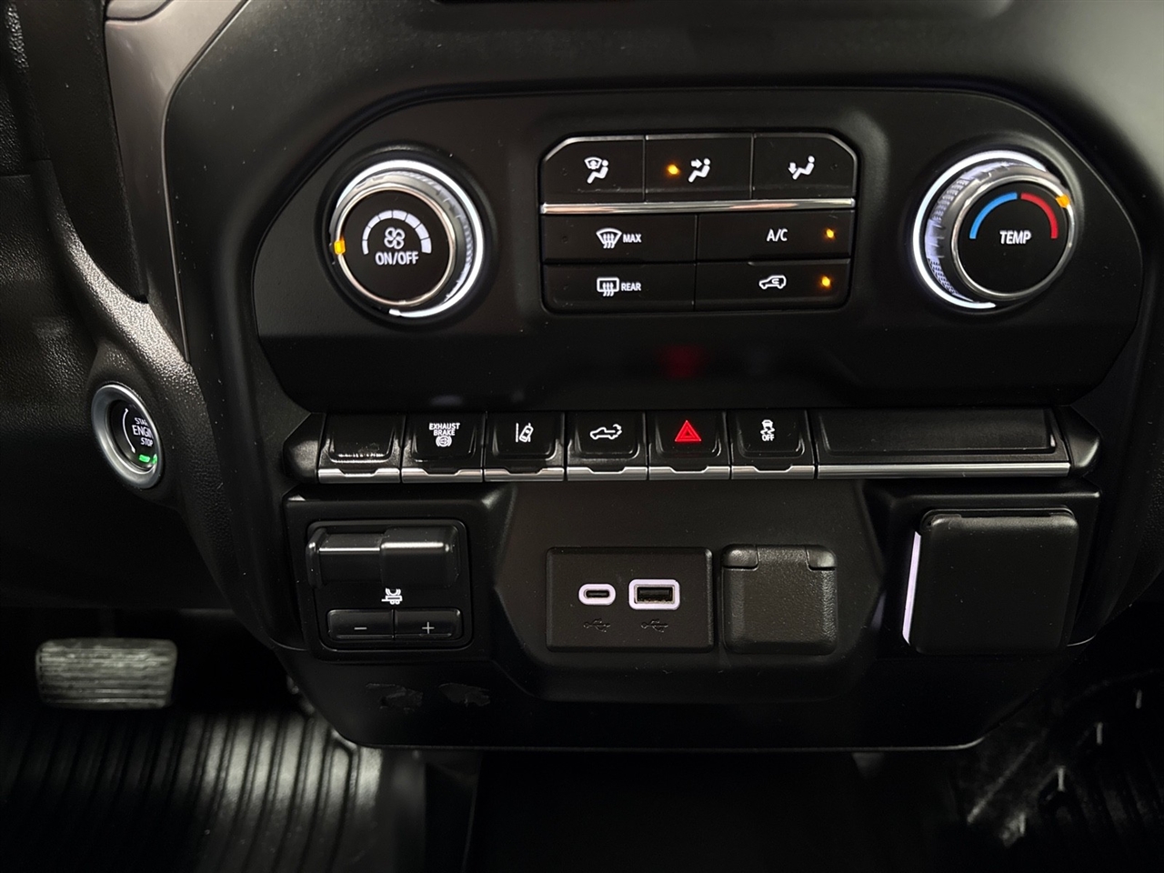 Chevrolet Silverado 2500HD Work Truck Crew Cab Long Box 4WD 2024