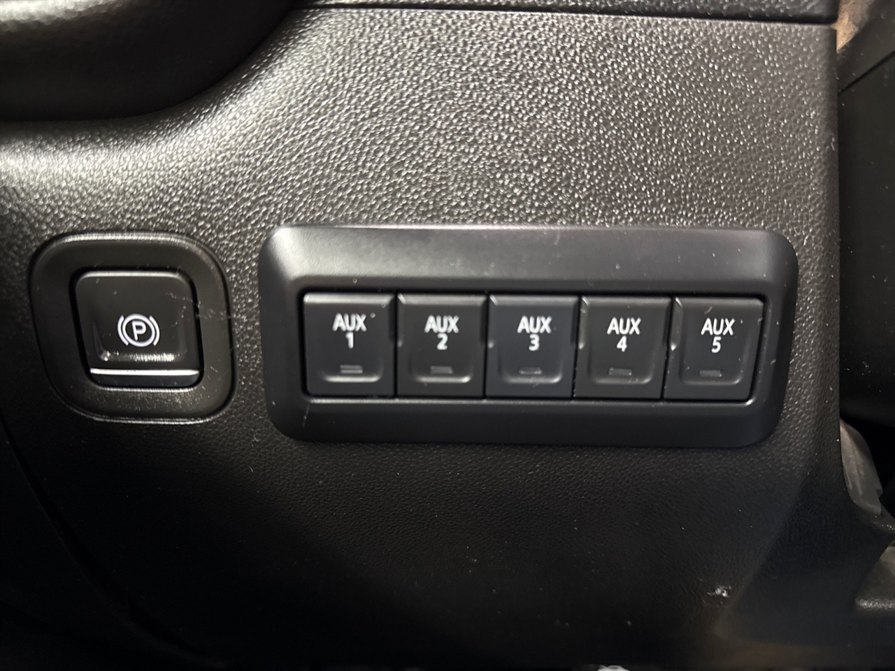 Chevrolet Silverado 2500HD Work Truck Crew Cab Long Box 4WD 2024