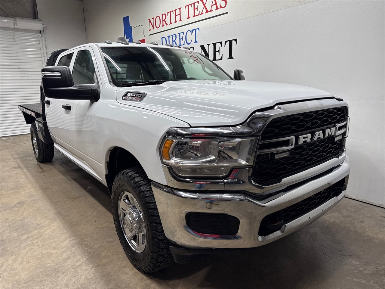 RAM 2500 Tradesman Crew Cab LWB 4WD 2024