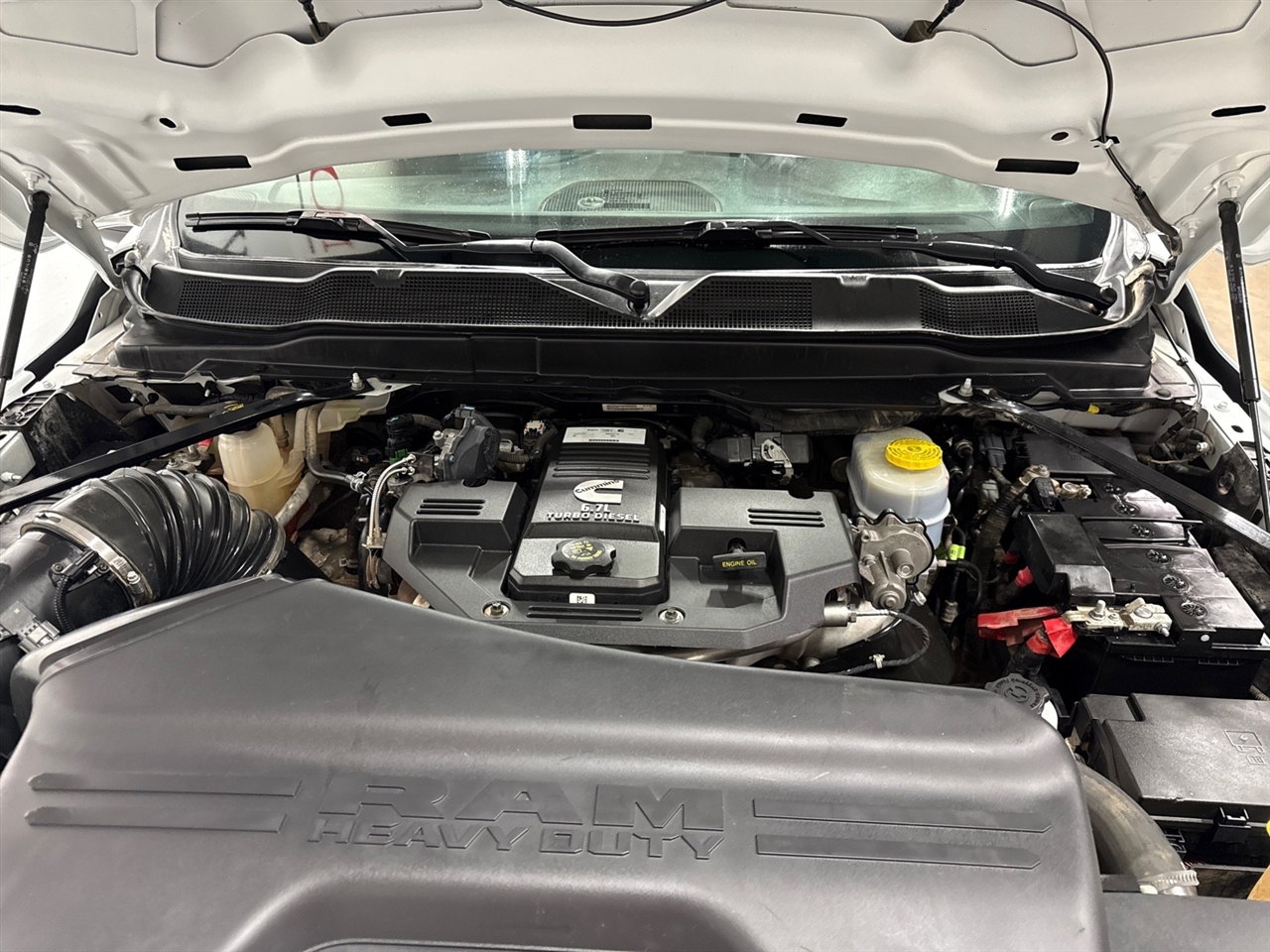 RAM 2500 Tradesman Crew Cab LWB 4WD 2024