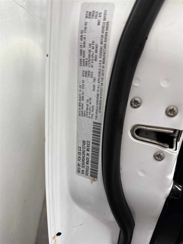 RAM 2500 Tradesman Crew Cab LWB 4WD 2024