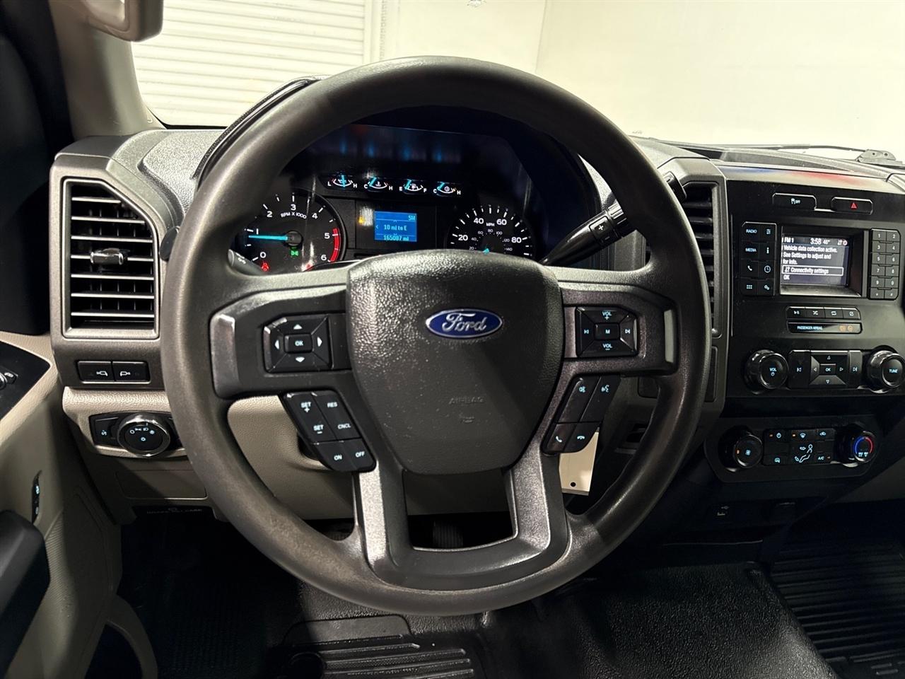 Ford F-350 SD XL 2WD DRW 2022